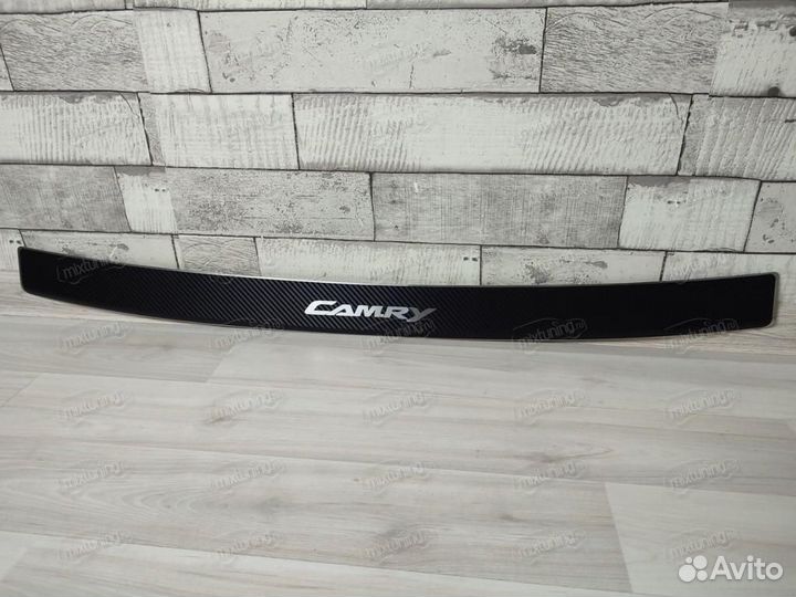 Накладка на задний бампер Toyota Camry 2012-2014