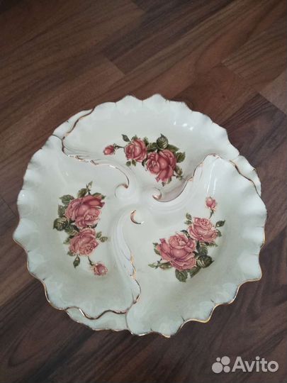 Менажница фарфоровая