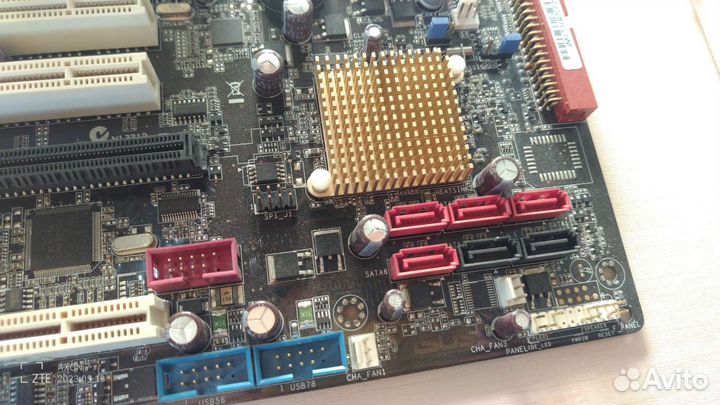 Крутая материнская плата asus p5 deluxe