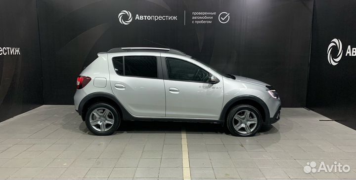 Renault Sandero Stepway 1.6 МТ, 2020, 129 503 км