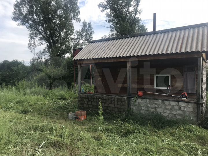 Дача 20 м² на участке 15 сот.