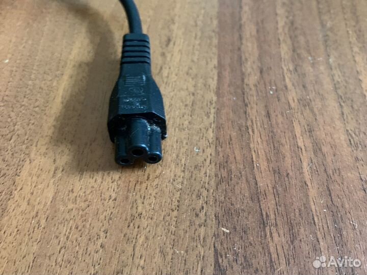 Стабилизатор напряжения для ноутбука