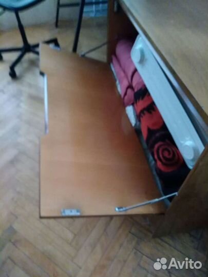 Тумба прикроватная