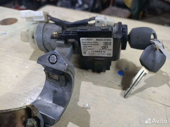 Замок зажигания Kia Cerato 1