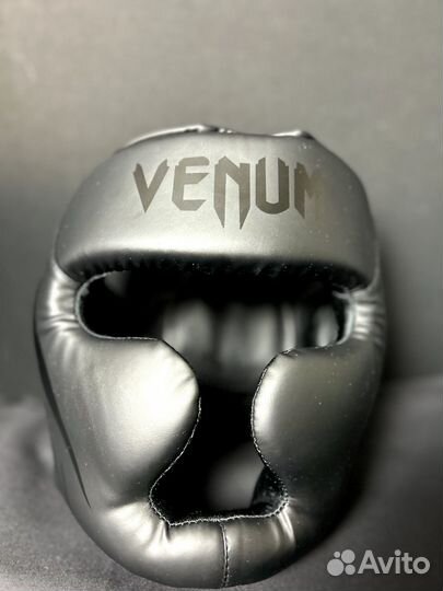 Боксерский шлем venum