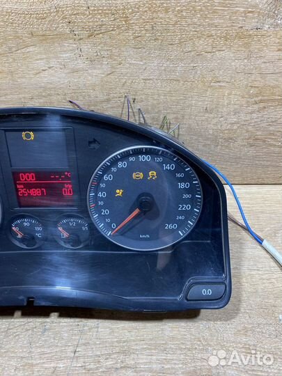 Панель приборов Volkswagen Golf 5 дизель 772135