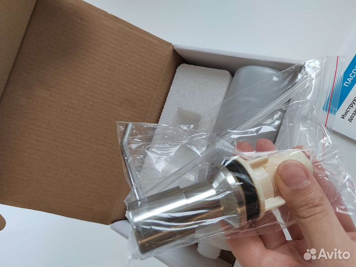 Встроенный дозатор в столешницу