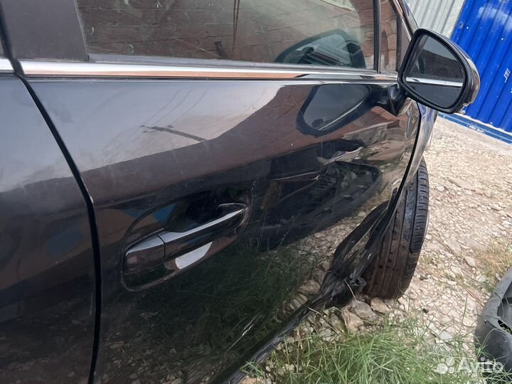 Toyota Avensis 3 Дверь передняя правая