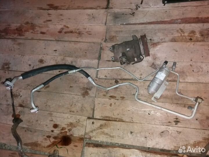 Компрессор кондиционера Pacifica