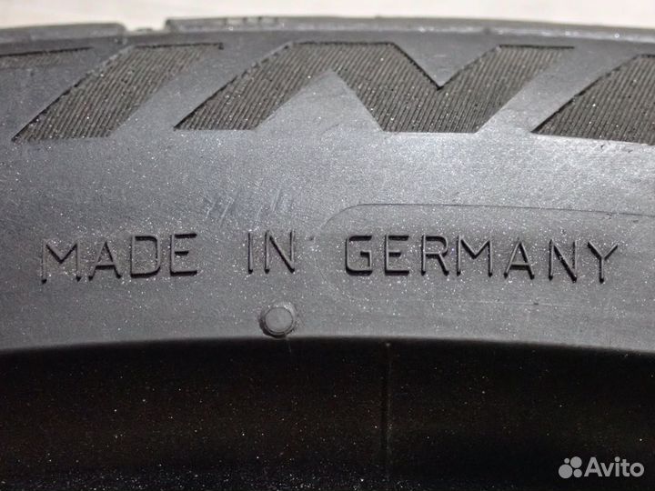 Continental ExtremeContact DWS 265/35 R20 99Y