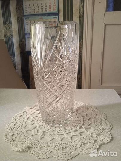 Хрустальная ваза