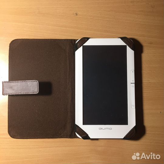 Электронная книга Qumo relax