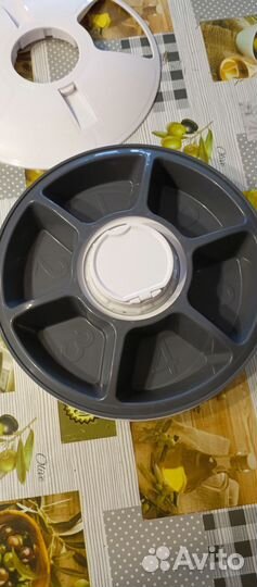 Автоматическая кормушка для животных