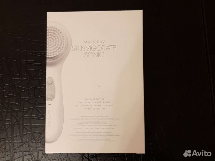 Массажер для лица фирмы Mary Kay. Новый