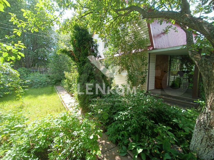 Дача 25 м² на участке 3 сот.