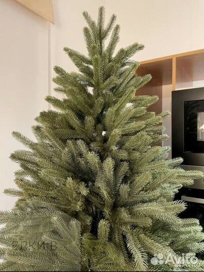 Елка новогодняя литая