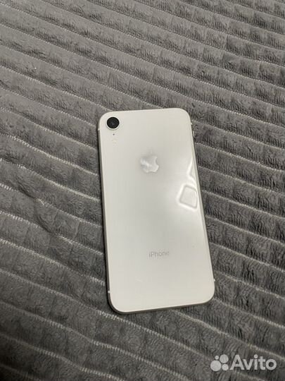 iPhone Xr, 128 ГБ