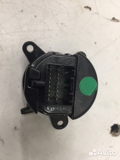 Кнопка запуска двигателя (Hyundai Equus)