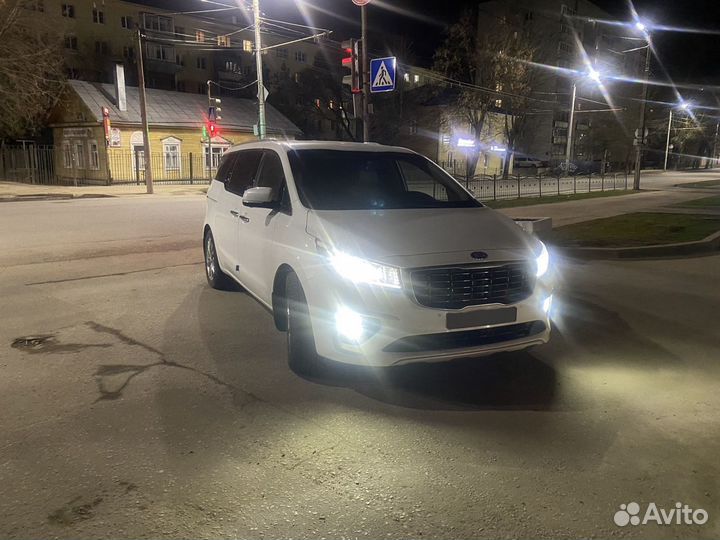 Kia Carnival 2.2 AT, 2018, 118 500 км