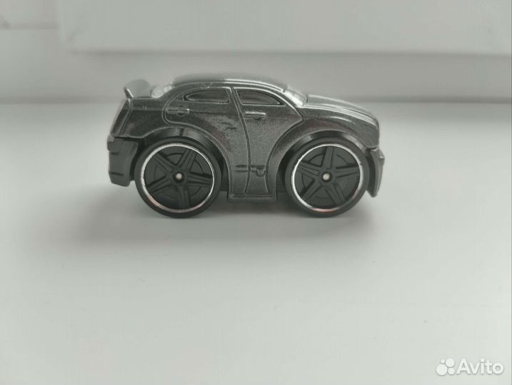 Коллекционная модель машинка 1:64 Hotwheels