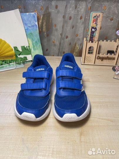 Кроссовки Adidas, размер 34