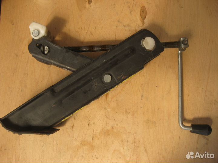 Домкрат для Мерседес