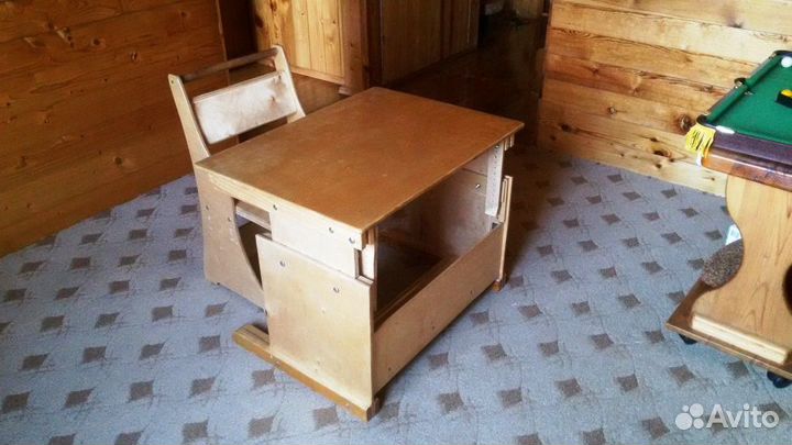 Парта и стул для школьника