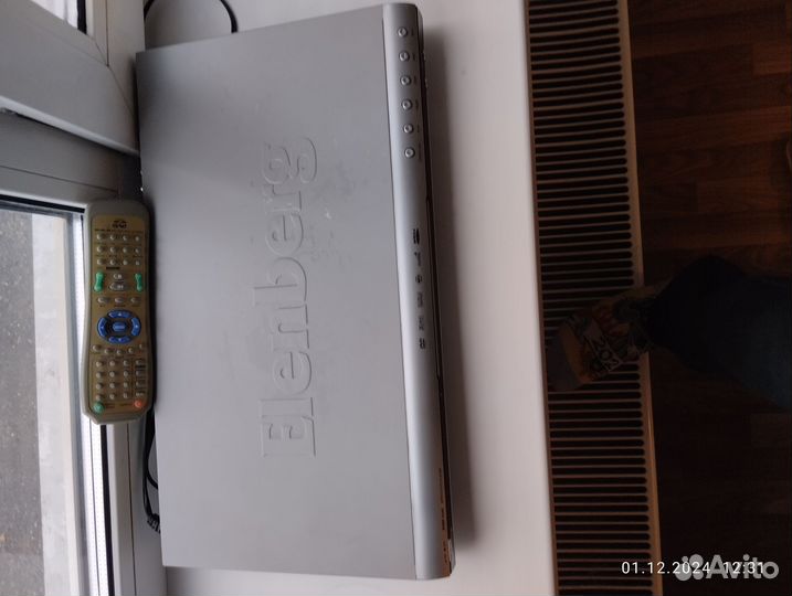 Dvd плеер elenberg