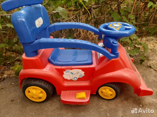 Детский электромобиль с родительской ручкой