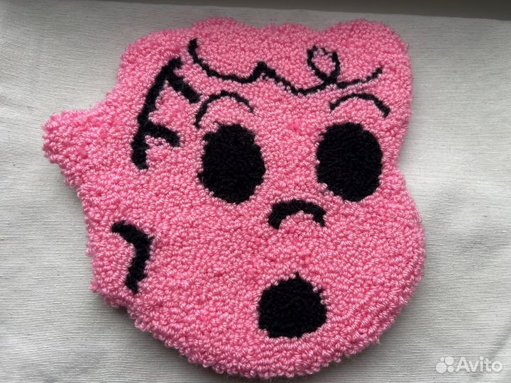 Ковёр, подсвечник