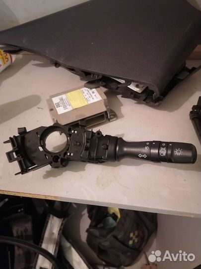 Переключатели света Hyundai Solaris2015