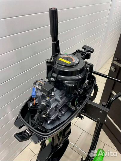 Лодочный мотор Suzuki DT9.9A витрина Рассрочка