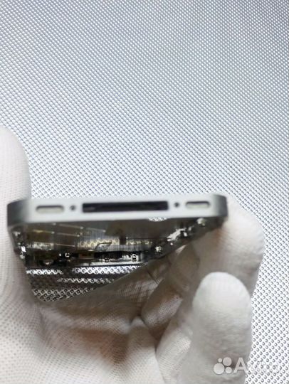 iPhone 4. Средняя часть корпуса. Оригинал