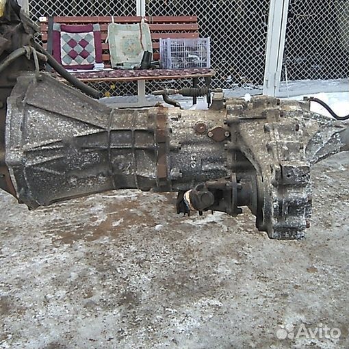 Механическая коробка МКПП nissan vanette C22 LD20