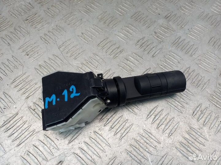 Переключатель поворотов подрулевой Nissan Qashqai