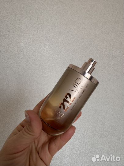 Carolina herrera 212 vip rose