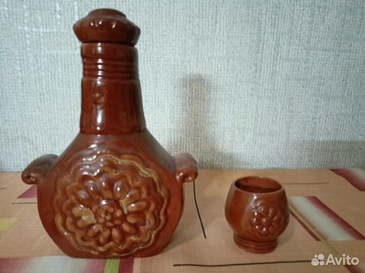 Штоф керамика, подстаканники дерево, бутыли СССР