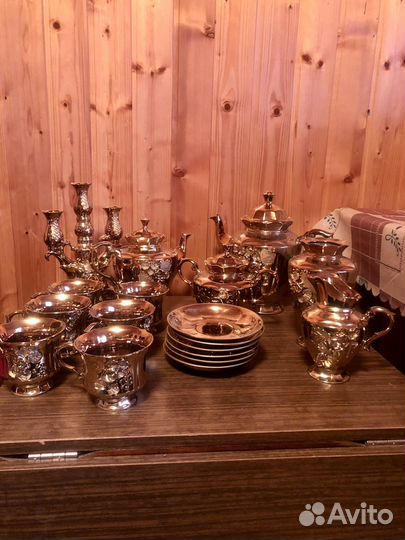 Чайный сервиз золотой