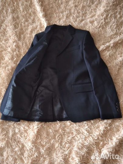 Школьный костюм для мальчика 134 новый