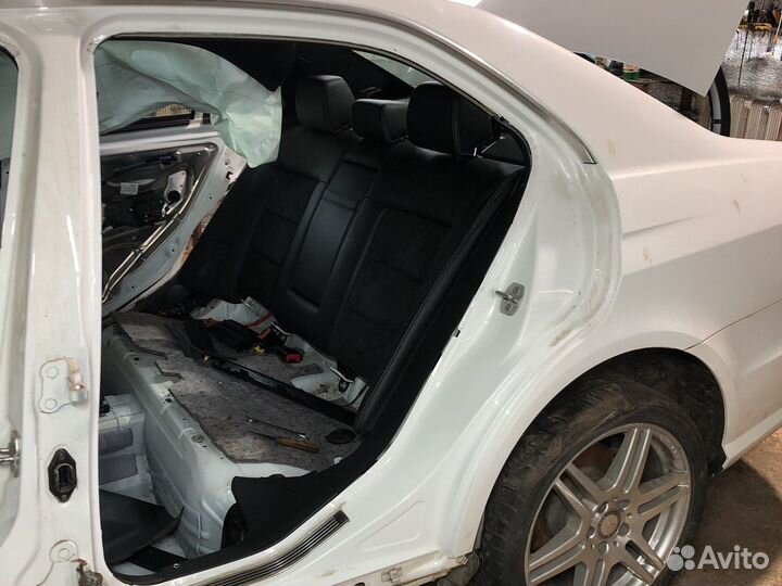 Уплотнители дверного проема mercedes w212