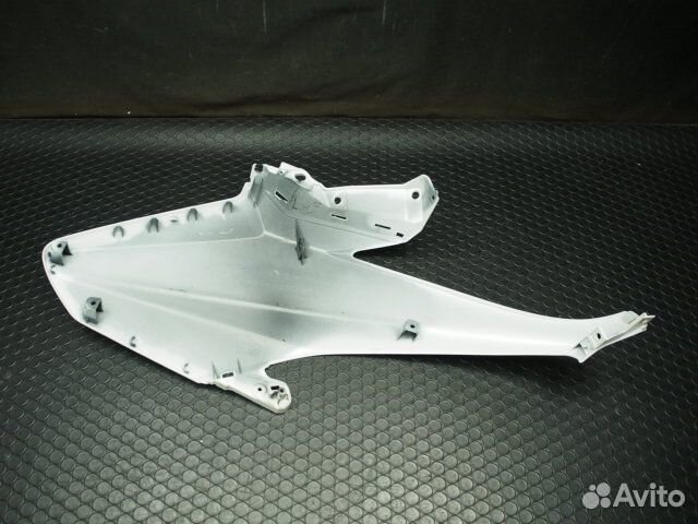 Левая часть обтекателя Yamaha T-Max 3 XP500A
