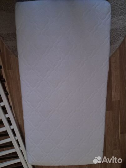 Детский матрас и кроватка