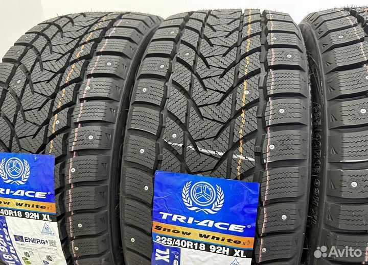 Tri Ace Snow White II 225/40 R18 20H