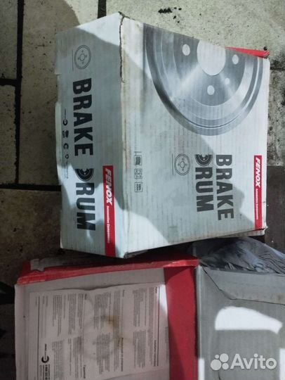 Тормозные барабаны ноые Renault Logan / Symbol