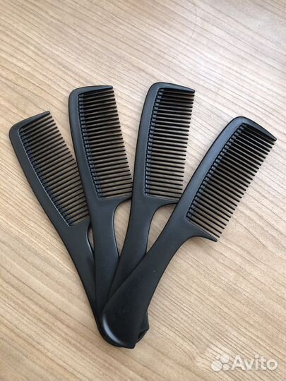 Расчески в ассормтементе новые