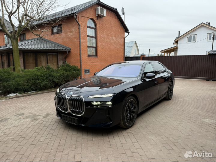BMW 7 серия 3.0 AT, 2022, 12 500 км