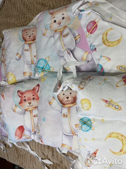 Бортики на кроватку