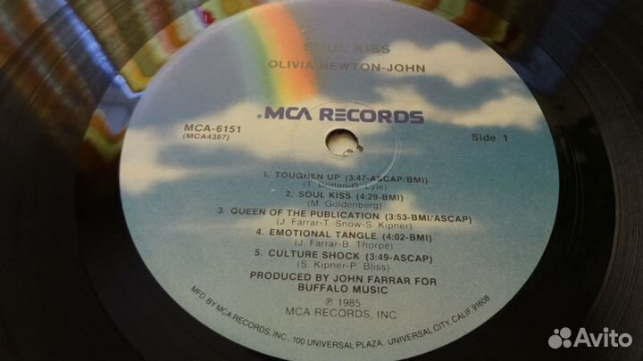 Olivia newton-john - soul kiss MCA Records USA