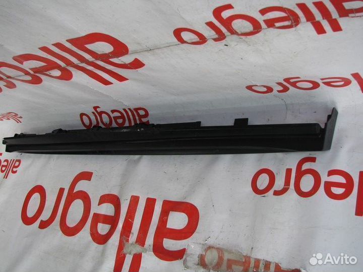 Land Rover Evoque накладка порога левая 2011+