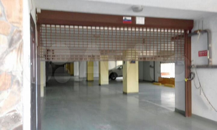 Машиноместо, 16 м²